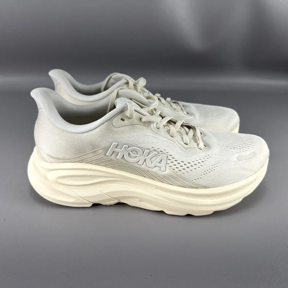 Hoka One One Clifton 11 Womens Oat Milk Athletic Running Sneaker Shoes Size 10 B
